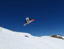 Ben Double handed Grab